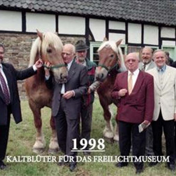 1998-Erwerb-Kaltblueter-fuer-das-Museum